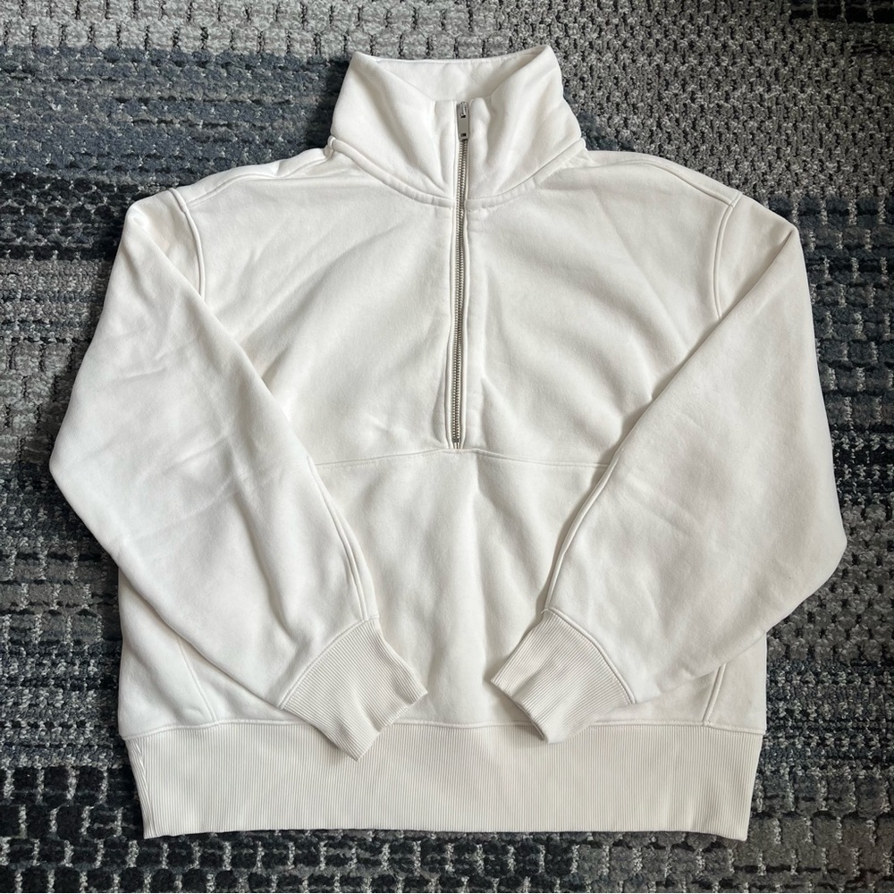 Everlane Women’s ReTrack Half Zip Sweatshirt in Cream/White Size Small